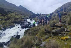 Puno: Cuatro muertos tras el despiste y caída de camioneta a un barranco