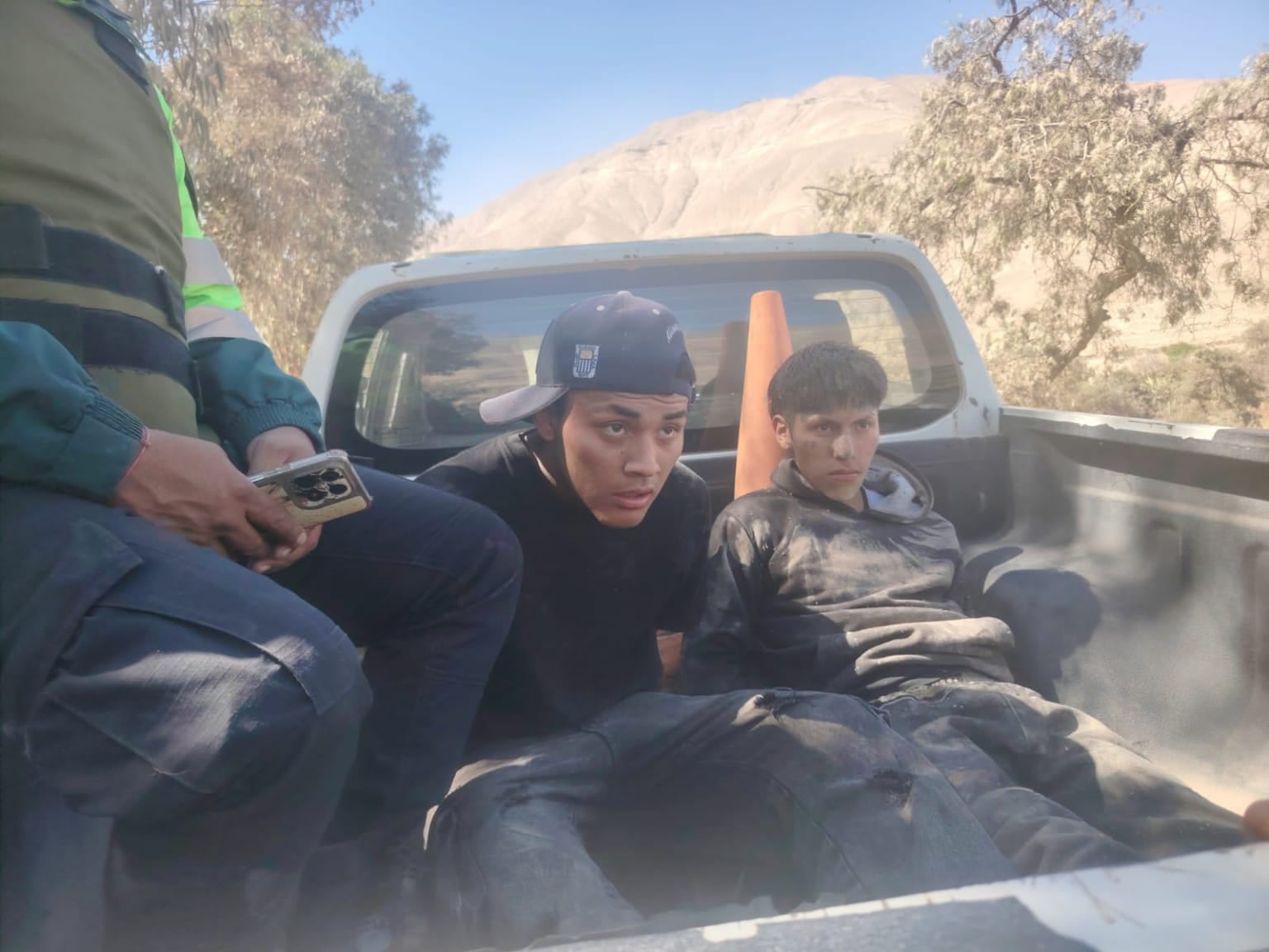 Dictan nueve meses de prisión preventiva para dos acusados por asalto a taxista