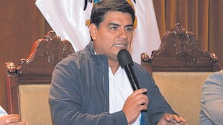 Alcalde de Trujillo, Mario Reyna, cuestiona a Arturo Fernández