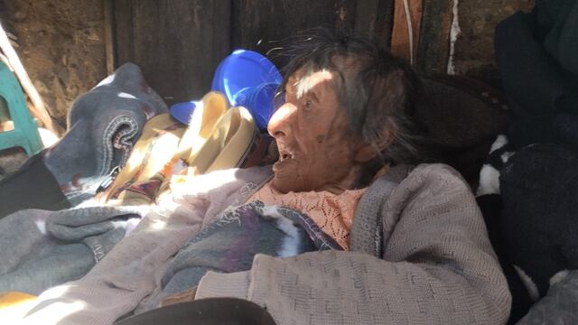 Huancavelica: Doña Teodosia entona tierno canto en quechua al cumplir sus 102 años (VIDEO)