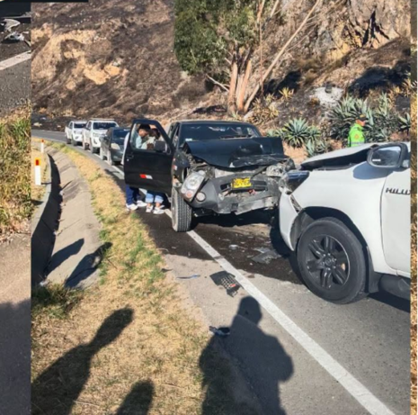 Jauja: cuatro mujeres heridas tras choque frontal en la Curva del Diablo