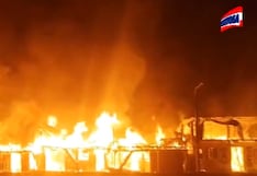 Incendio arrasó con 16 viviendas en asentamiento humano de Belén, en Iquitos