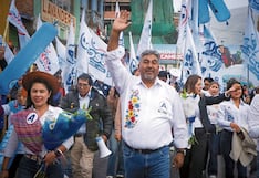 Julio de La Rosa: “No pierdan la esperanza que llega nuevo gobierno”
