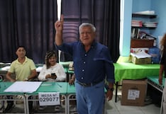 Elecciones 2026: César Acuña Peralta acudió a emitir su voto (FOTOS)