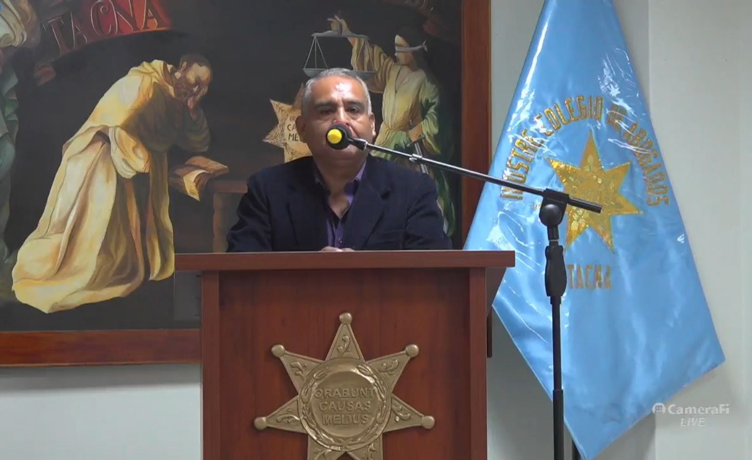 El asesor Freddy Cohaila Mamani asistió en representación del gobernador. (Foto: Difusión)