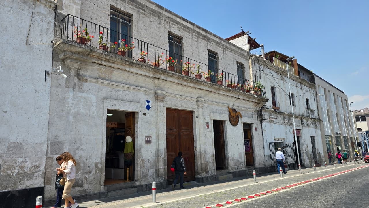 Jerusalén, la antigua calle de Los Nobles de Arequipa. (Foto: Yunsu Pariapaza/@photo.gec)