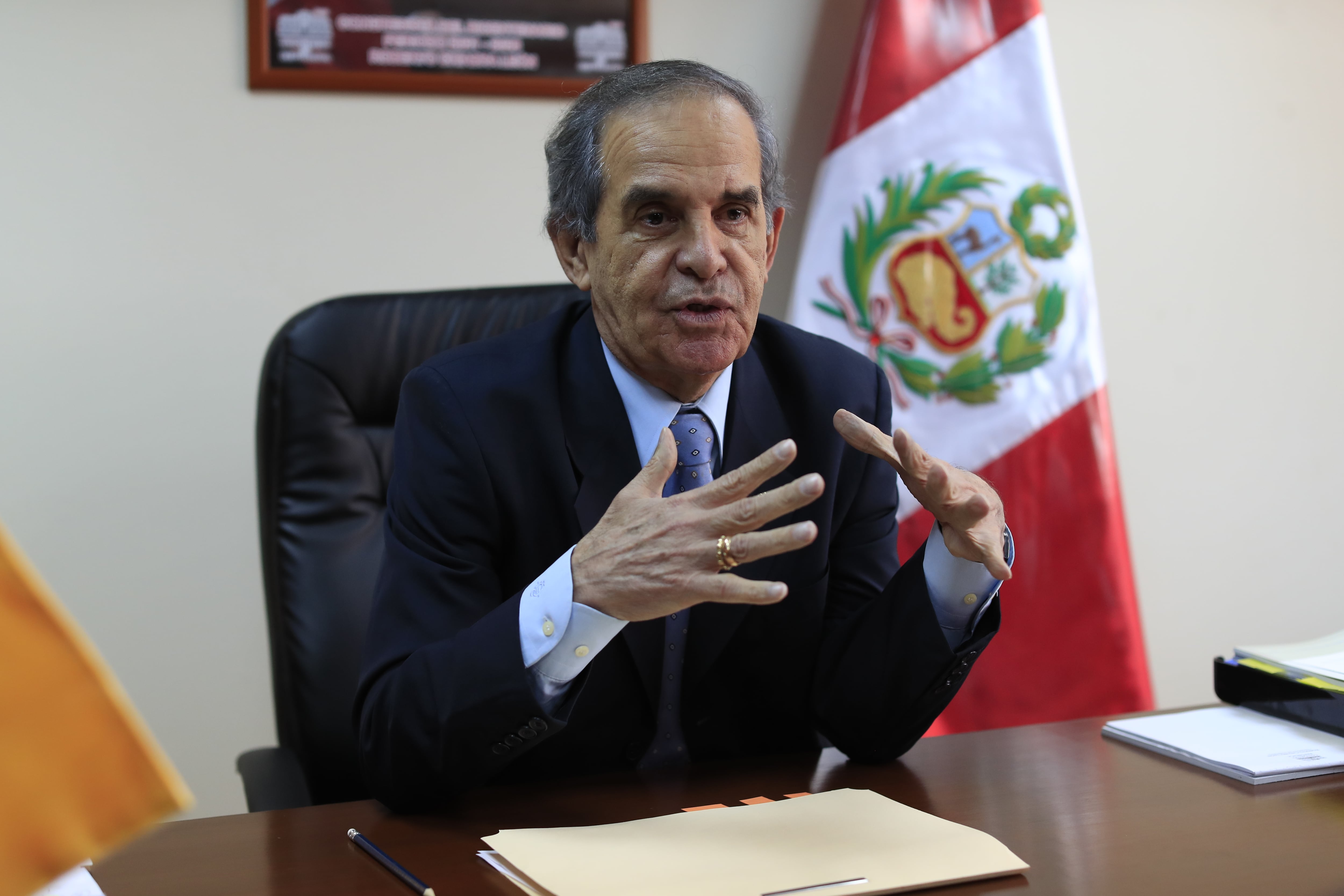 El postulante de Unidad Nacional sostuvo que se debe recuperar el control territorial con estrategias diferenciadas por región y mayor uso de inteligencia policial. (Foto: GEC / César Campos)