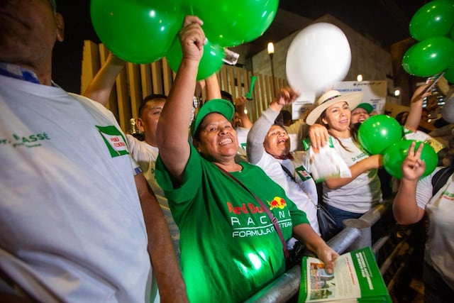 Debate electoral JNE: simpatizantes se concentran fuera del Centro de Convenciones en el último día