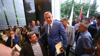 Wolfgang Grozo: “El Perú está dividido entre los que madrugan para construir su futuro y un sistema que les pone trabas”