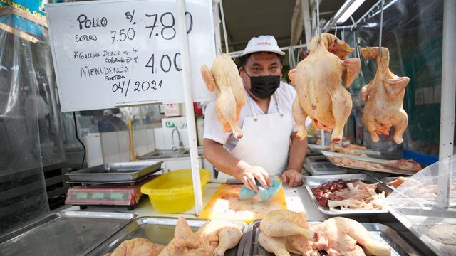 Pollo que se vende en mercados no está exonerado del IGV, afirma gremio de avicultores