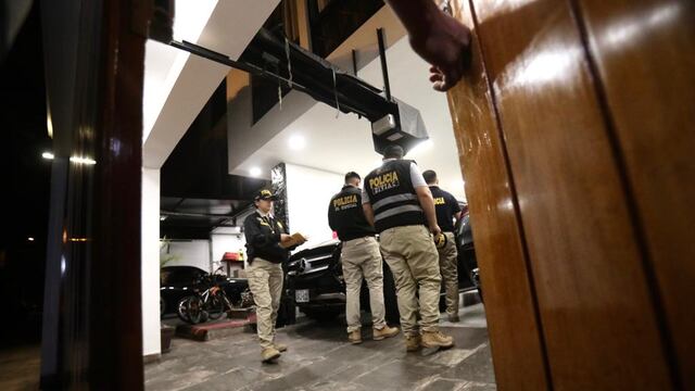 Así fue el allanamiento a las casas del exministro Jorge López y el doctor Luis Quito por caso de ‘pitufeo’ (FOTOS)