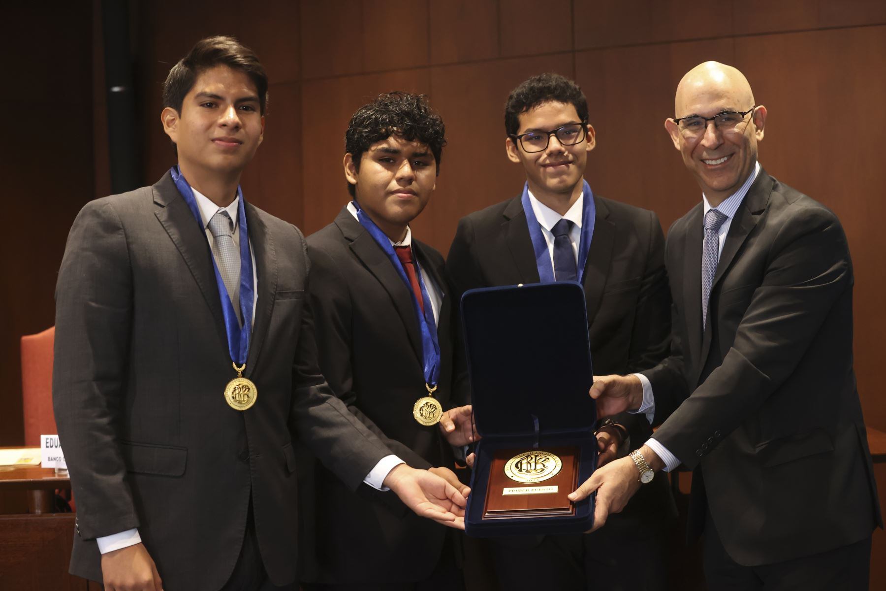 Ganadores del concurso sobre videos del Banco Central de Reserva 2023,