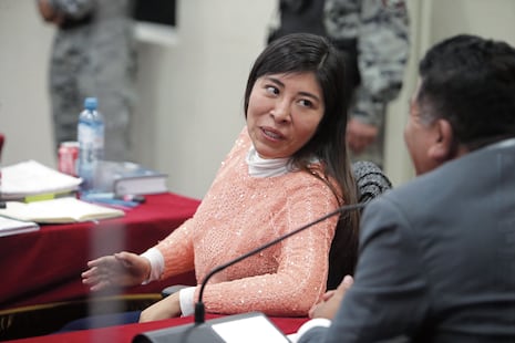 Investigarán a Betssy Chávez por tráfico de influencias