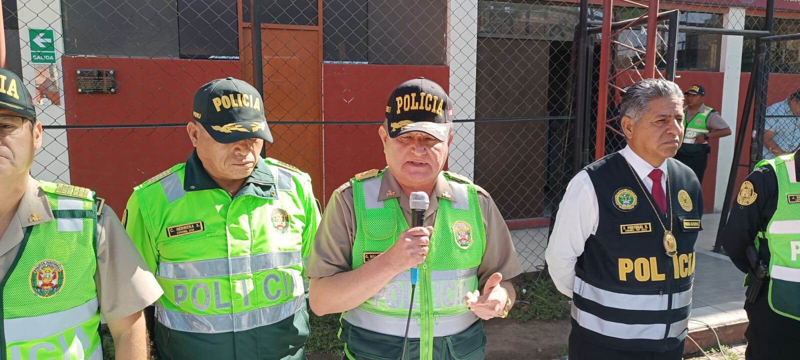 Policías resguardarán el certamen minero más importante del país que se desarrolla en el centro de convenciones Cerro Juli. (Foto: Pedro Torres)