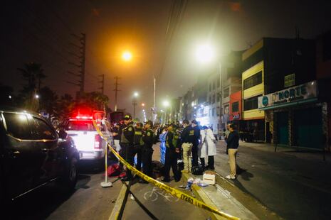 Delincuentes atacan a balazos a dueño de restaurante durante violento asalto en Los Olivos