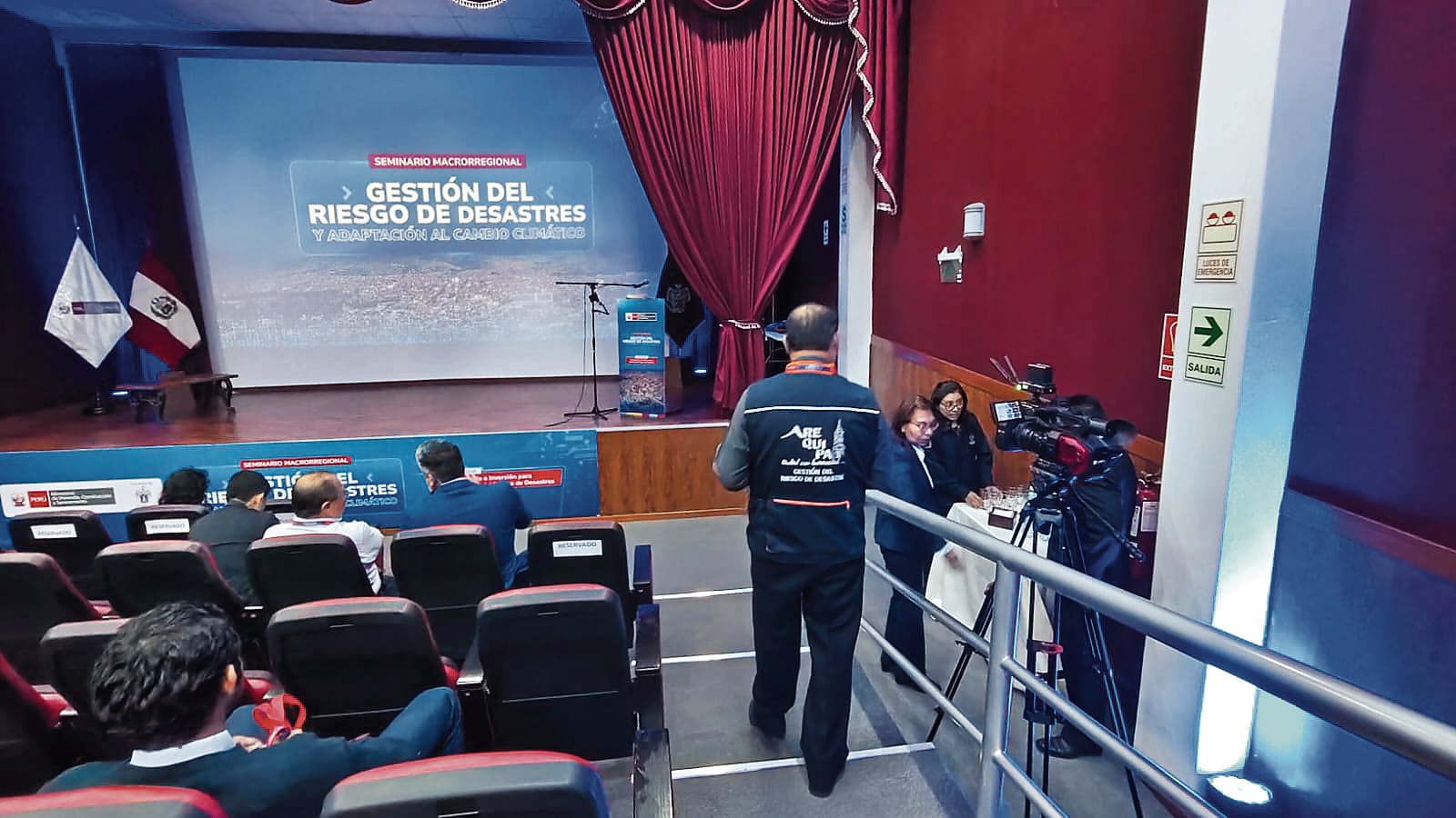 Trabajan con autoridades de Arequipa para prevenir el riesgo. Foto: GEC.