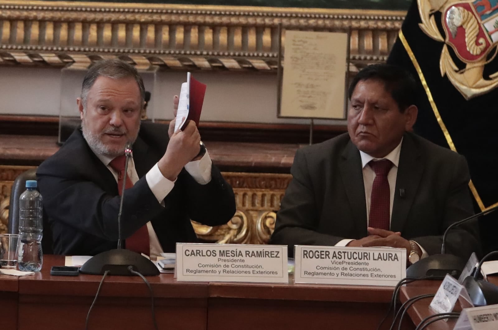 Grupo de trabajo debate la delegación de facultades al Ejecutivo.