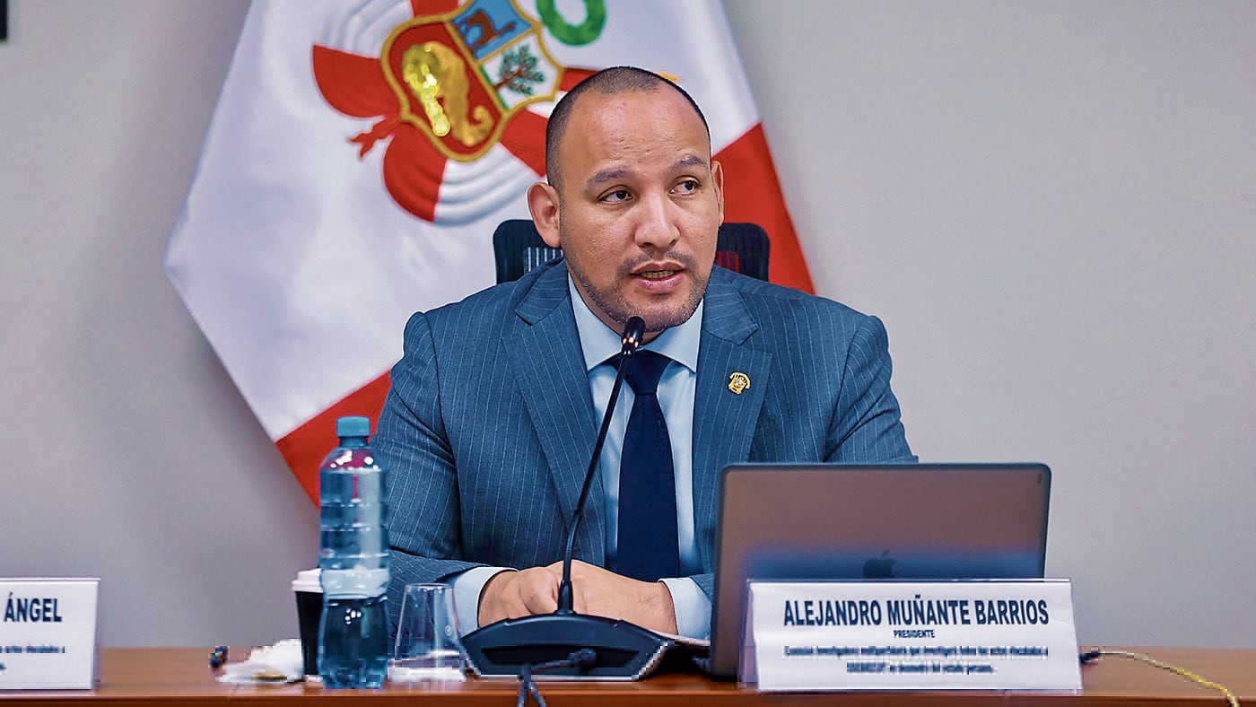 Congresista Muñante lideró comisión.