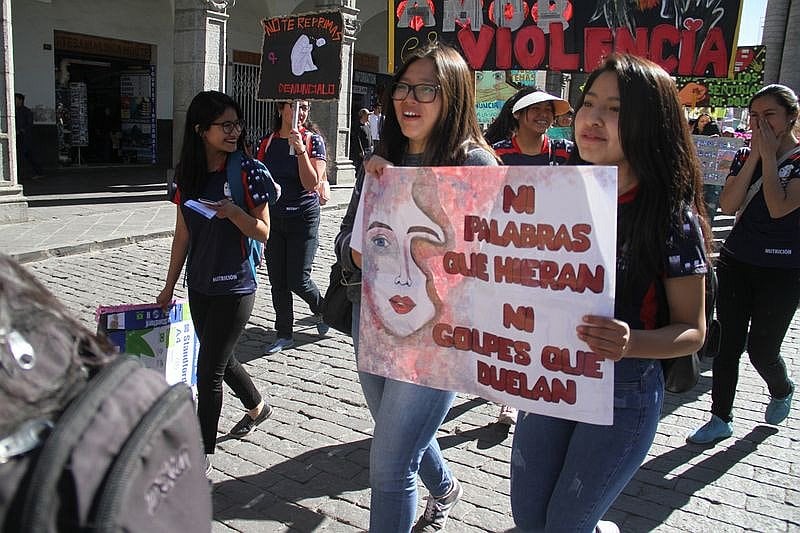 No hay ordenanza para sancionar acoso callejero. (Foto: GEC)