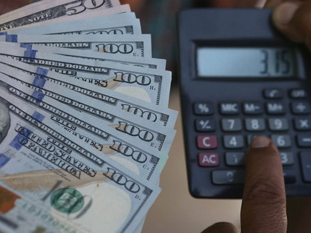 El dólar es por el momento una moneda de refugio de inversionistas en tanto la guerra en Irán siga adelante. (Foto: Andina)