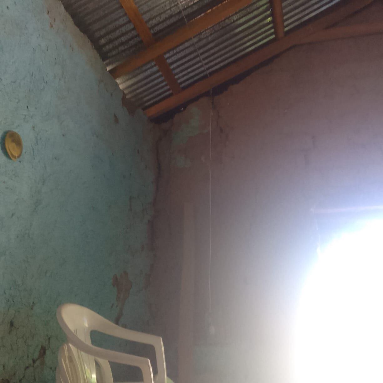 Temen colapso de parroquia. (Foto: Difusión)