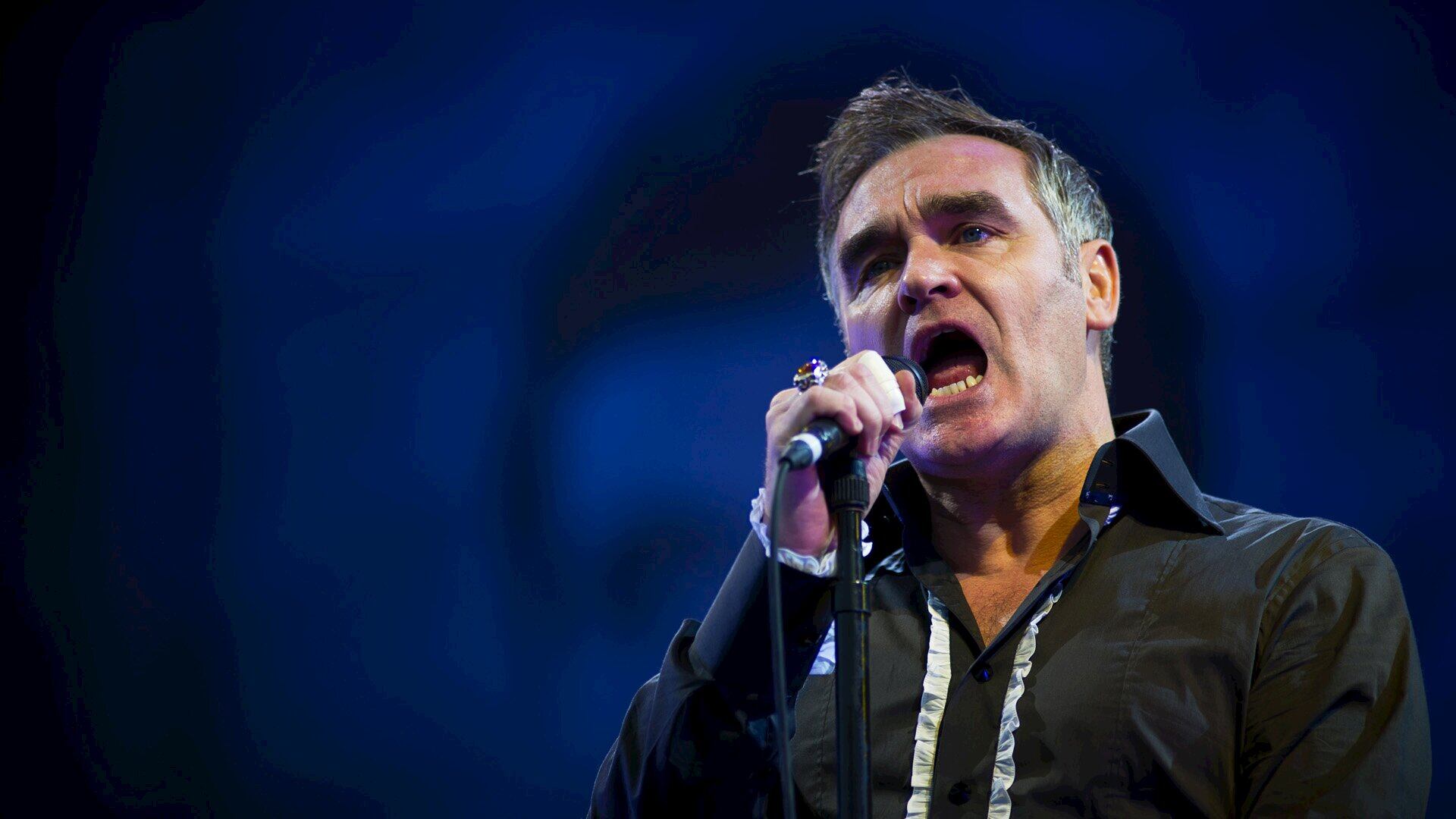 El exvocalista de The Smiths suspendió su presentación por motivos de salud.