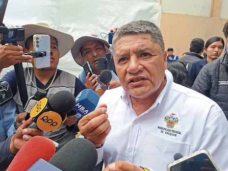 Resolución del JNE traería la vacancia del alcalde de Arequipa, Víctor Hugo Rivera