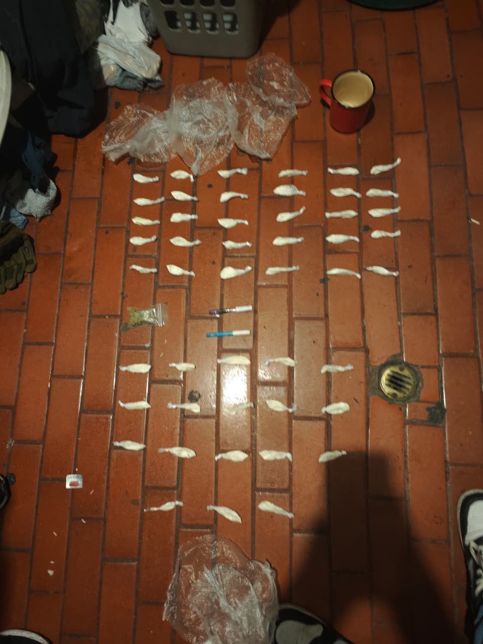 Desarticulan banda de “Los Vaticanos del Sur” en Arequipa por comercialización de drogas. Foto: PNP.