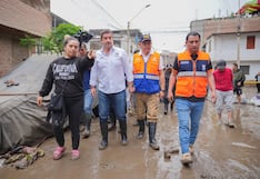 Villa El Salvador: 56 familias afectadas por desborde de aguas servidas tras lluvias