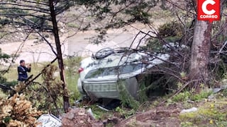 Viajeros se salvan de morir en Carretera Central, árboles frenan lo que hubiera sido una caída mortal
