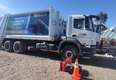 Arequipa: Alcalde de Socabaya pasea compactadoras sin placas, atribuyéndose gestión