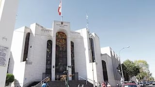 Arequipa: joven recibe más de 96 mil soles en pensiones de alimentos acumuladas por 13 años