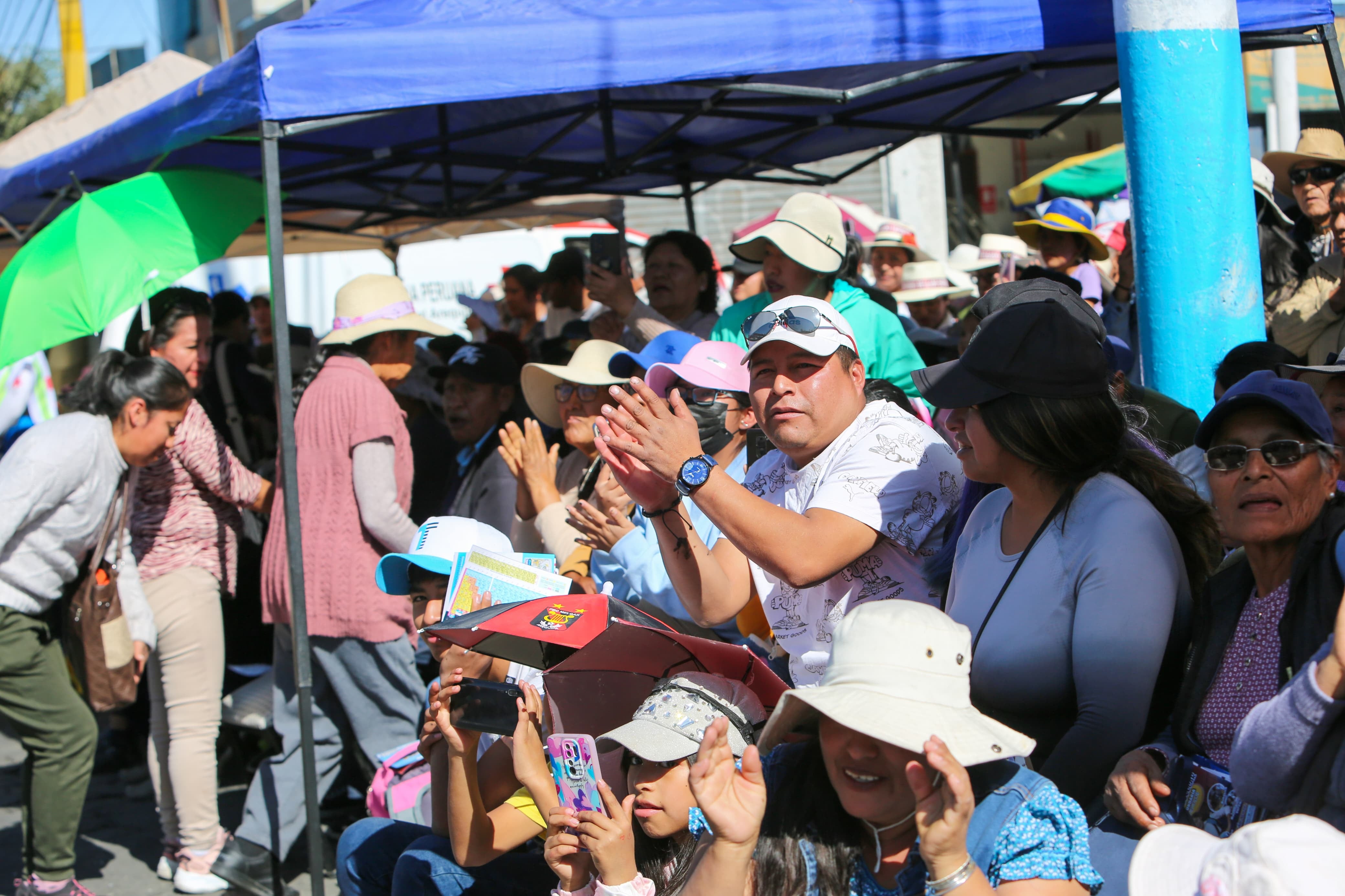 Desfile cívico y Parada Militar en Arequipa. Foto: Leonardo Cuito.