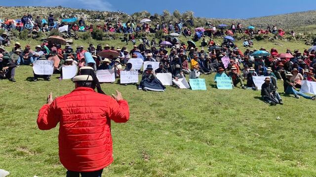 Diálogo con ministro de Energía y Minas quedó en nada, pobladores de Fuerabamba no abandonan terreno de Las Bambas