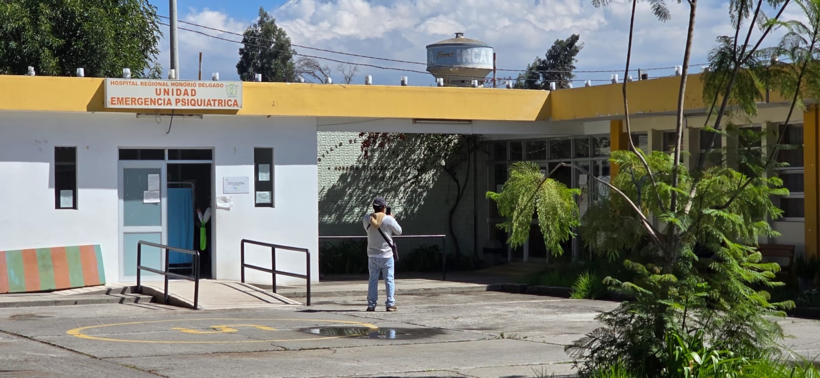 Preso internado en Psiquiatría del hospital Honorio Delgado fugó el lunes (Foto: Omar Cruz)