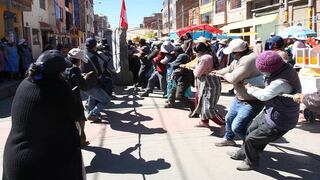 Comerciantes no cumplen compromisos y vuelven a instalarse en calles de Puno