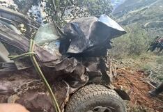 Un muerto y dos heridos deja la caída de camioneta al abismo en Huánuco