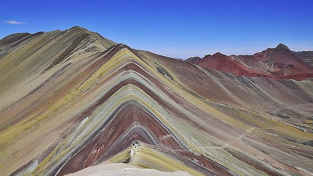 Montaña de Siete Colores con más de seis pedidos para ser Área Natural Protegida 