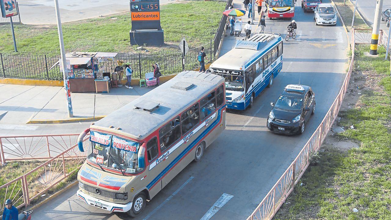 Ese dinero ha sido comprometido por el Estado y se consiguió con préstamos a entidades internacionales, pero todo podría quedar trunco si el alcalde de la MPT, Arturo Fernández, insiste en su idea de cerrar TMT. Exgerente de la OPD, Víctor Hugo del Carpio, dice que sería “una locura tirar por la borda” lo avanzado.