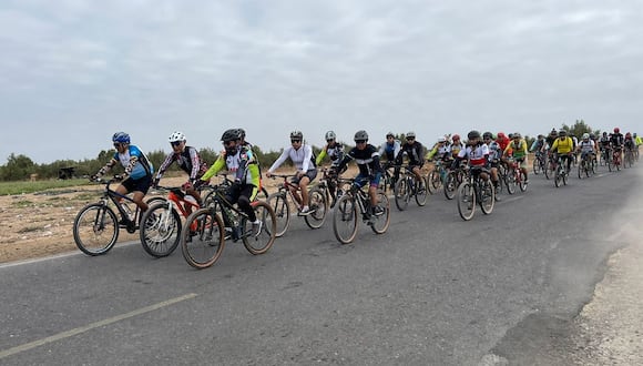 Ciclistas recorrieron más de 60 kilómetros desde Tacna, Los Palos y Boca del Río. (Foto: Difusión)