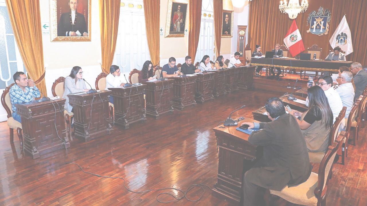 Investigarán compra de EPP para trabajadores del Segat y los procedimientos administrativos sancionadores por licencias de construcción no solicitadas.