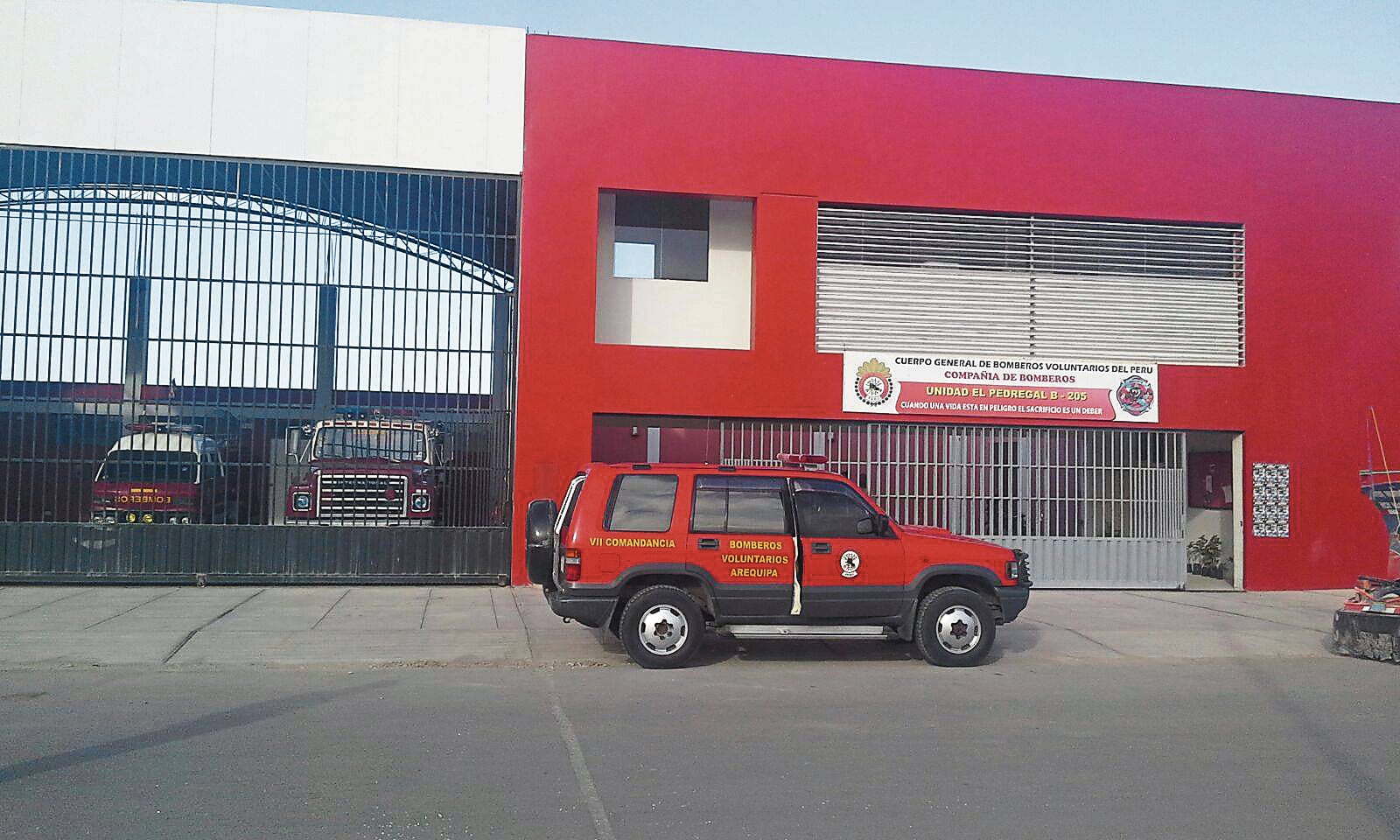 Compañía de Bomberos de El Pedregal. Foto: Facebook Bomberos.