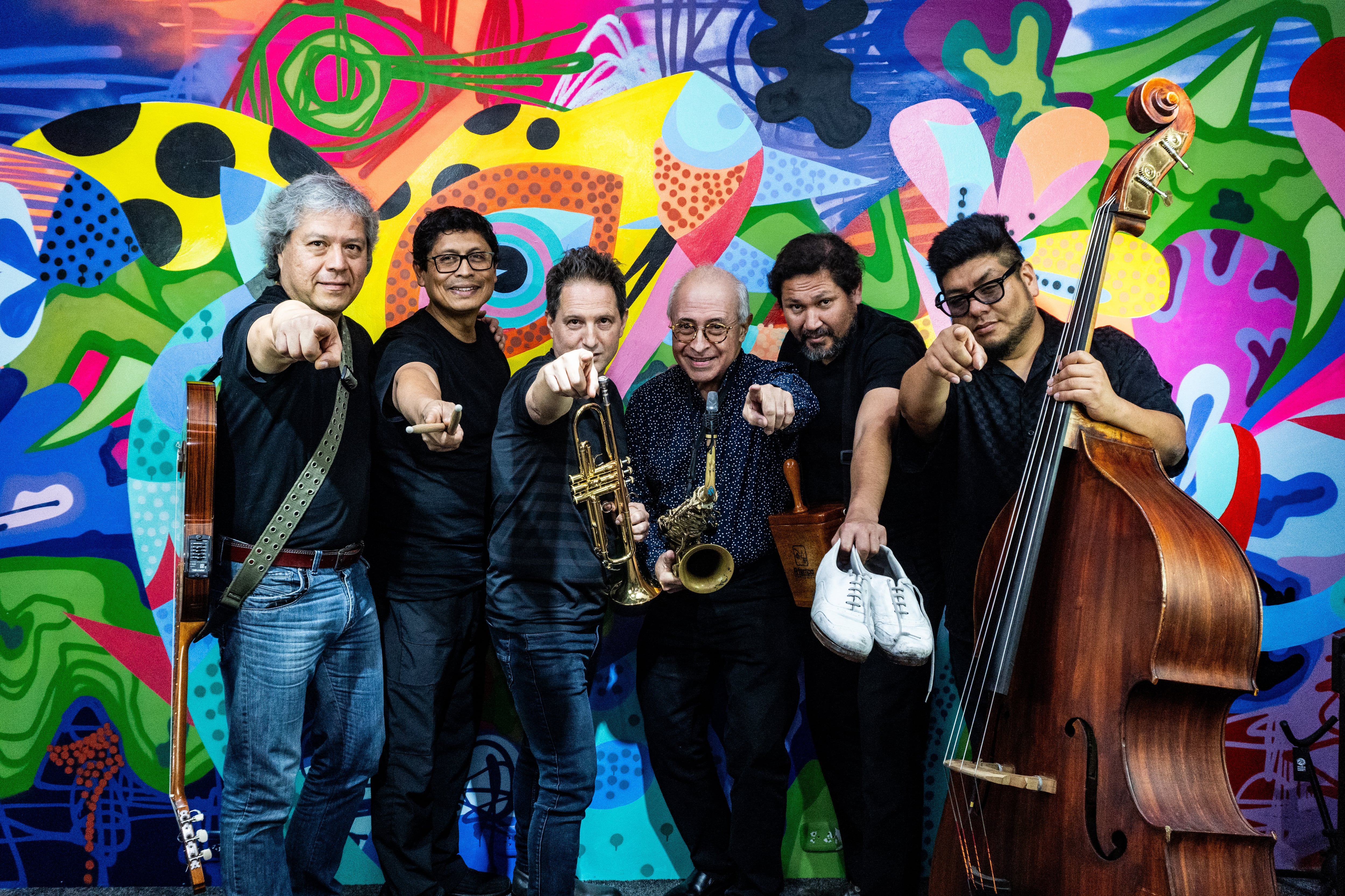 El Sexteto de Jazz Afroperuano, liderado por Gabriel Alegría, celebra 20 años de trayectoria con su espectáculo “El Muki”, del 23 al 25 de octubre en el Teatro de la Alianza Francesa.