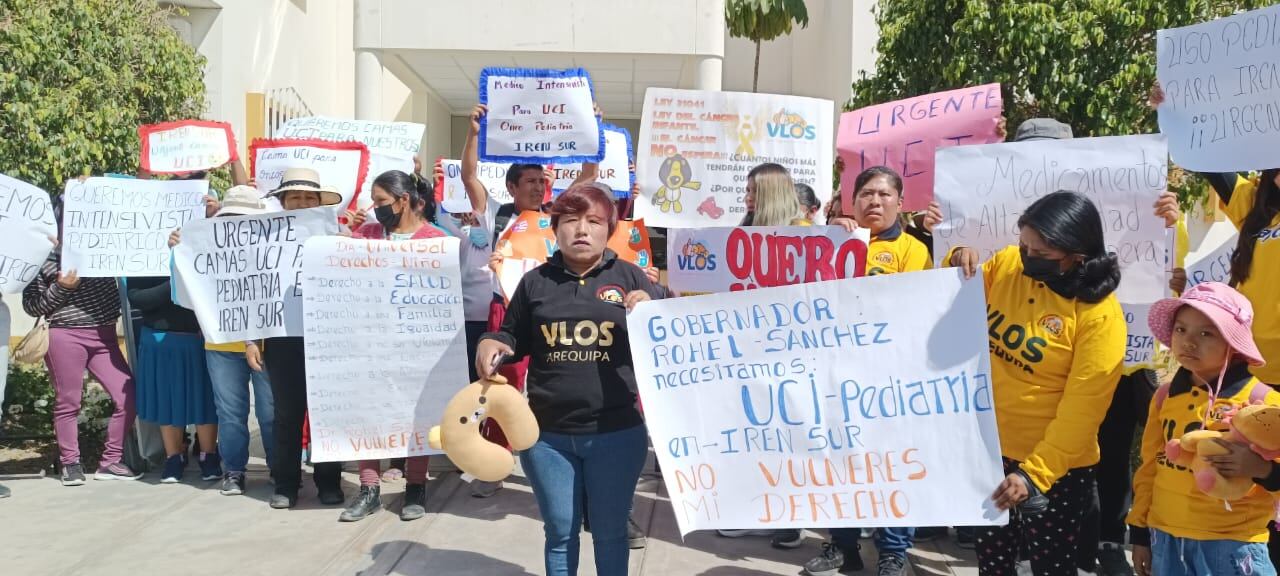 Falta de camas UCI en el Iren Sur pone en riesgo la vida de los menores. (Foto: Pedro Torres)