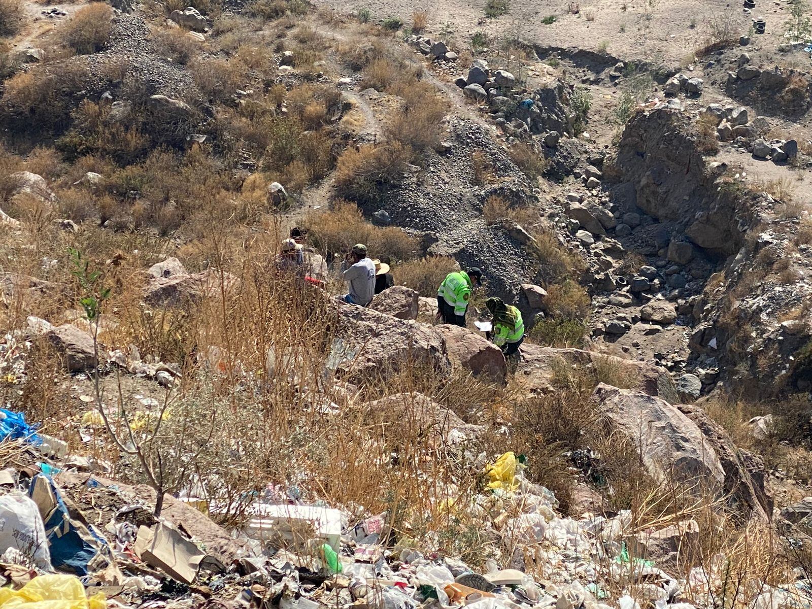 El cuerpo del obrero fue encontrado en el fondo de una torrentera de Arequipa. (Foto: Difusión)