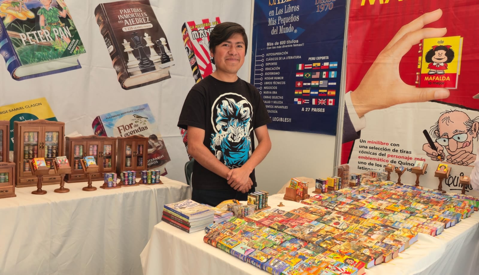 En la Feria del Libro se exhiben los ejemplares más pequeños del mundo. (Foto: Omar Cruz/@photo.gec)