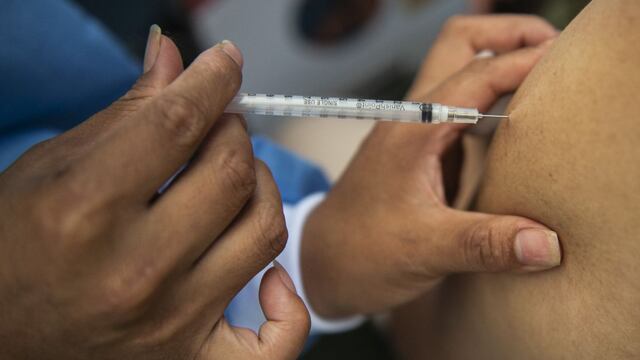 Loreto: Enfermera que recibió la primera dosis de la vacuna falleció tras presentar complicaciones por coronavirus