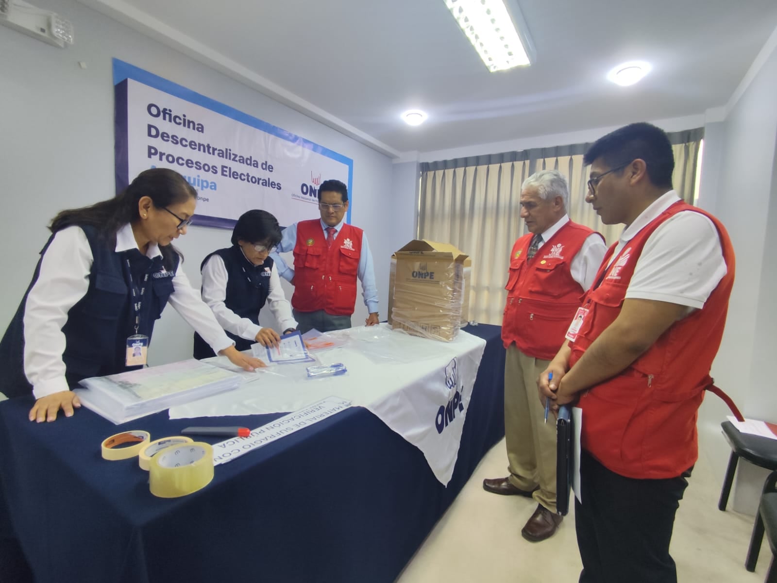Verifican material electoral en la ODPE Arequipa. Foto: ODPE.