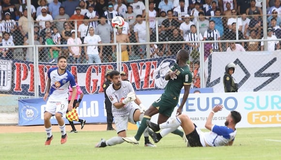 Alianza Lima con goles de Waterman y Rodríguez, vencen 2-0 al Alianza Atlético.
