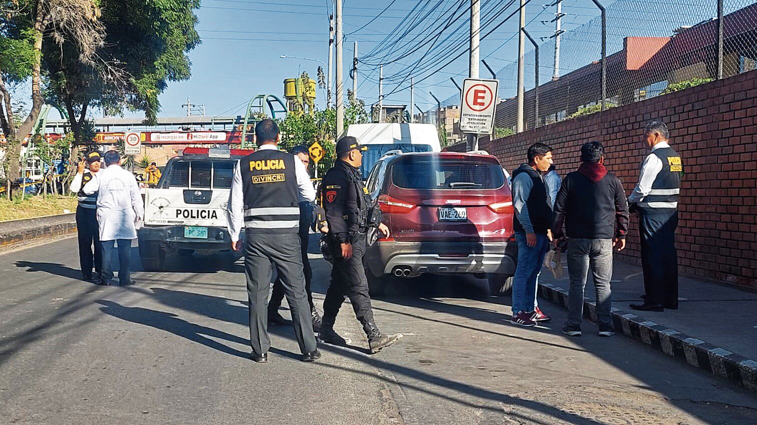 La Policía comenzó con las investigaciones (Foto: GEC)